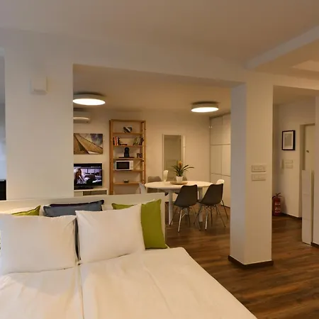 Larissa Appartement *